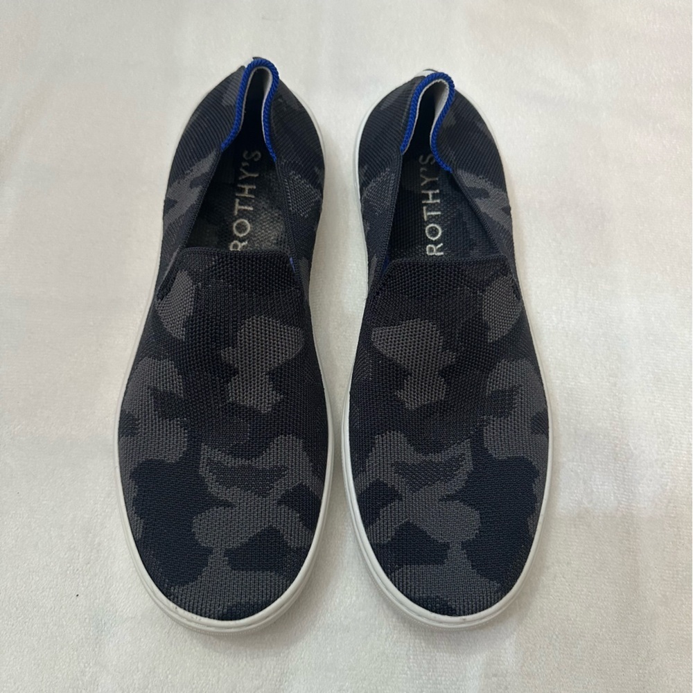 Rothy's Women's Gray Camouflage The Original Slip On Sneaker Size 8.5W - Picture 4 of 9
